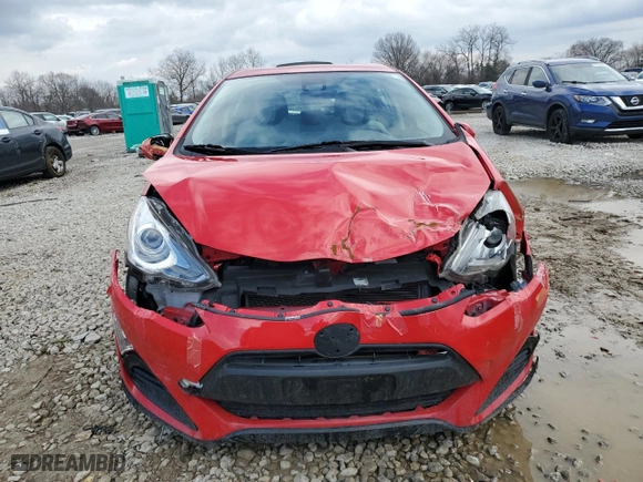 2017 Toyota Prius c One with VIN JTDKDTB32H1593615, listed as a Copart auction lot 46658555 with 27,096 mi miles and Salvage Title. Bid and sale history available at carsss.com. Image 5.