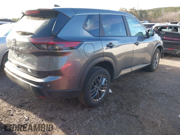 2024 Nissan Rogue S with VIN 5N1BT3AB0RC709195, listed as a IAAI auction lot 41743688 with 31,194 mi miles. Bid and sale history available at carsss.com. Image 4.
