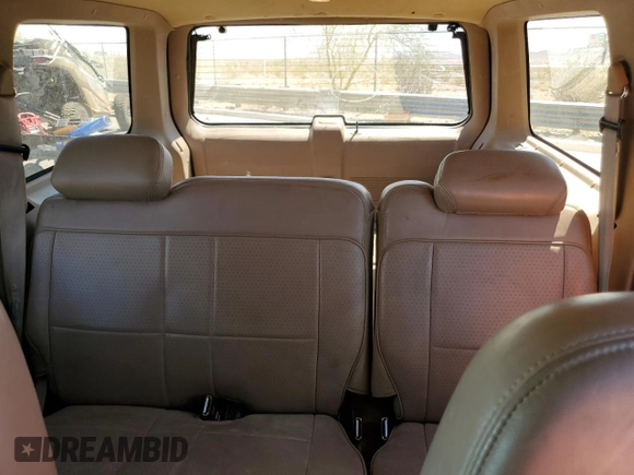 1997 Ford Explorer XLT z VIN 1FMDU35P4VZB06107, wystawiony jako Copart lot #52797485 z przebiegiem 172 186 mil mil oraz Szkoda całkowita • Salvage title. Historia ofert i sprzedaży dostępna na DreamBid. Obrazek 10.