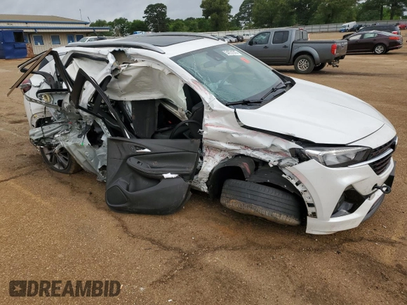 2021 Buick Encore GX Select with VIN KL4MMDS23MB043120, listed as a Copart auction lot 54731315 with 88,412 mi miles and Salvage title. Bid and sale history available at DreamBid. Image 4.