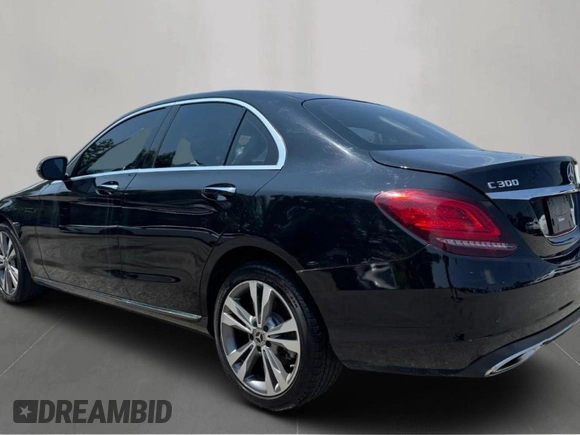 2021 Mercedes-Benz C 300 with VIN W1KWF8EB7MR635595, listed as a Copart auction lot 62626935 with 59,432 mi miles and Clean title. Bid and sale history available at DreamBid. Image 3.