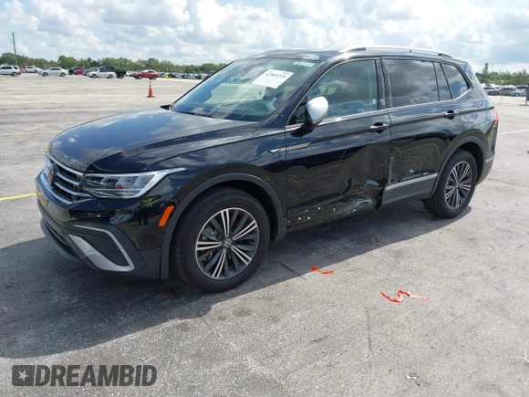 2024 Volkswagen Tiguan with VIN 3VVTB7AX9RM218526, listed as a IAAI auction lot 42564195 with Not provided miles and . Bid and sale history available at DreamBid. Image 17.