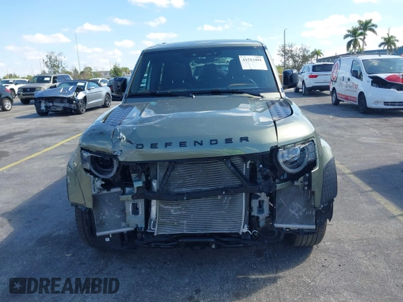 2024 Land Rover Defender X-Dynamic SE с VIN SALE2FEU8R2320398, выставлен на аукционе IAAI как лот 41513491 с пробегом 9 082 миль миль и . История ставок и продаж доступна на DreamBid. Изображение 12.
