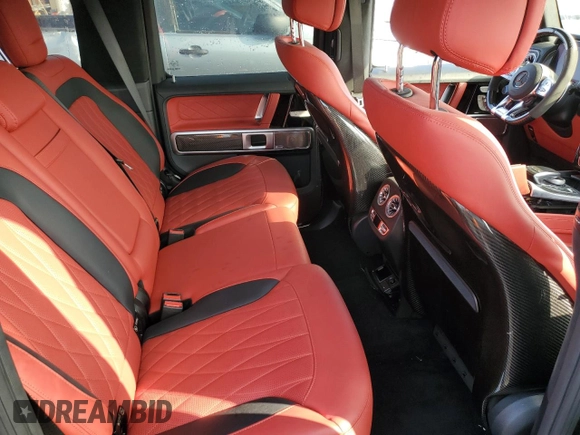 2020 Mercedes-Benz G 63 AMG z VIN WDCYC7HJ0LX335684, wystawiony jako Copart lot #82375444 z przebiegiem 8 781 mil mil oraz Szkoda całkowita • Salvage title. Historia ofert i sprzedaży dostępna na DreamBid. Obrazek 10.
