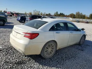 2012 Chrysler 200 Limited with VIN 1C3CCBCG0CN295041, listed as a Copart auction lot 75007824 with 174,891 mi miles and Salvage Title. Bid and sale history available at carsss.com. Image 3.