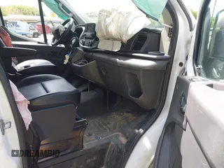 2023 Ford Transit Passenger XL с VIN 1FBAX2Y82PKA55722, выставлен на аукционе IAAI как лот 42240587 с пробегом 42 172 миль миль и . История ставок и продаж доступна на DreamBid. Изображение 5.