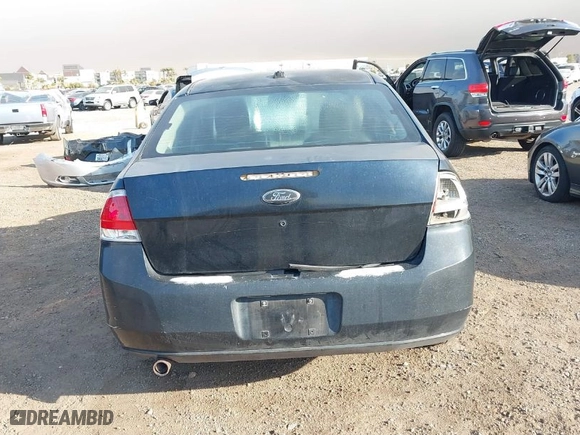 2008 Ford Focus SE with VIN 1FAHP35N18W135667, listed as a IAAI auction lot 41411076 with NaN miles. Bid and sale history available at carsss.com. Image 17.