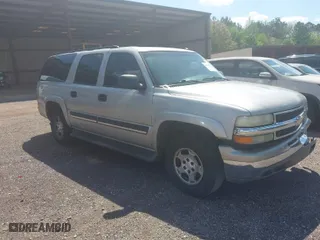 2005 Chevrolet Suburban LT with VIN 3GNEC16Z85G265901, listed as a IAAI auction lot 41949191 with 304,550 mi miles. Bid and sale history available at carsss.com. Image 1.