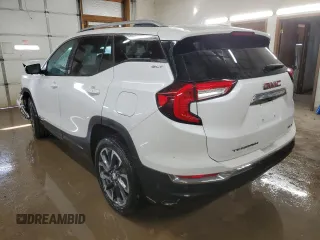 2022 GMC Terrain SLT with VIN 3GKALVEVXNL281445, listed as a Copart auction lot 46441435 with 45,249 mi miles and Salvage Title. Bid and sale history available at carsss.com. Image 2.