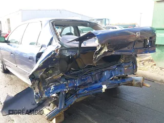2002 Honda Accord LX with VIN 1HGCG56472A019966, listed as a IAAI auction lot 40884999 with Not provided miles and . Bid and sale history available at DreamBid. Image 6.