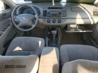 2004 Toyota Camry LE with VIN 4T1BF32K04U574101, listed as a Copart auction lot 47653965 with 0 mi miles and Salvage Title. Bid and sale history available at carsss.com. Image 8.