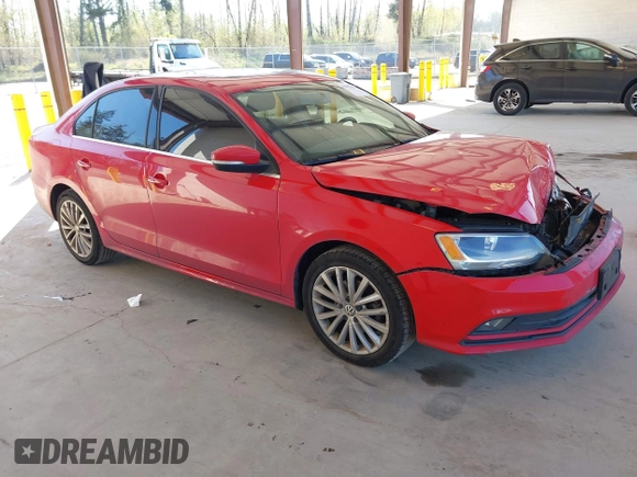 2015 Volkswagen Jetta Sedan 1.8T SE with VIN 3VWD17AJ3FM284712, listed as a IAAI auction lot 42052882 with 140,088 mi miles. Bid and sale history available at carsss.com. Image 1.