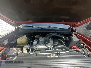 2016 Nissan Titan SL z VIN 1N6BA1F20GN510413, wystawiony jako Copart lot #48017425 z przebiegiem 225 717 mil mil oraz Czysty tytuł • Clean title. Historia ofert i sprzedaży dostępna na DreamBid. Obrazek 7.
