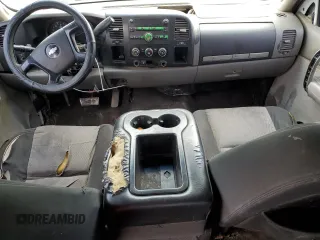 2007 Chevrolet Silverado 1500 Work Truck with VIN 2GCEC13J071720646, listed as a Copart auction lot 88999805 with Not Provided miles and Salvage Title. Bid and sale history available at DreamBid. Image 8.