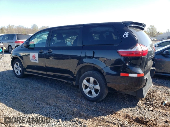 2019 Toyota Sienna L with VIN 5TDZZ3DC3KS012002, listed as a Copart auction lot 53490415 with 140,226 mi miles and Clean Title. Bid and sale history available at carsss.com. Image 2.