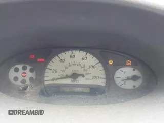 2000 Toyota ECHO z VIN JTDBT1239Y0001575, wystawiony jako IAAI lot #42524057 z przebiegiem 190 735 mil mil oraz . Historia ofert i sprzedaży dostępna na DreamBid. Obrazek 7.