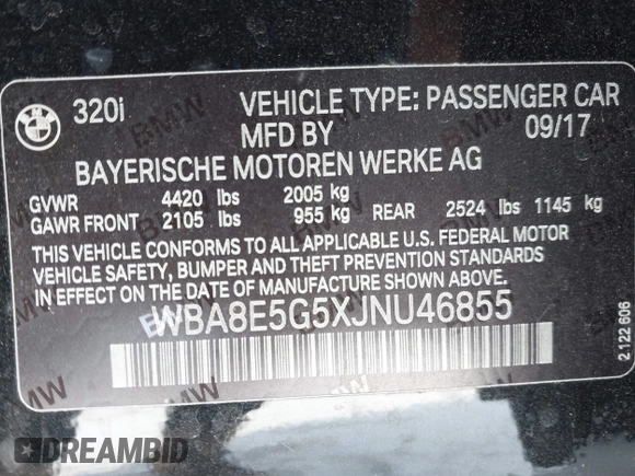 2018 BMW 3 Series 320i xDrive with VIN WBA8E5G5XJNU46855, listed as a IAAI auction lot 41526290 with 68,720 mi miles. Bid and sale history available at carsss.com. Image 9.