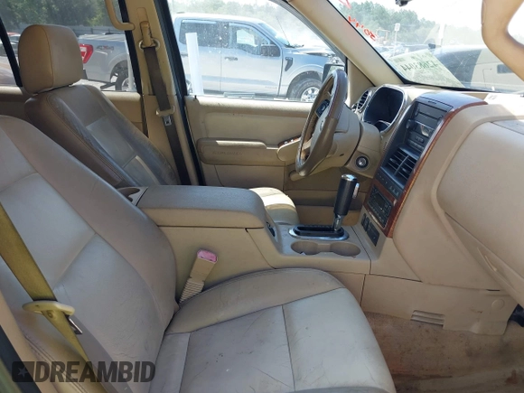 2006 Ford Explorer Eddie Bauer with VIN 1FMEU74866UB08803, listed as a IAAI auction lot 42683044 with 199,122 mi miles and . Bid and sale history available at DreamBid. Image 5.