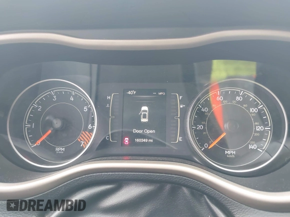 2015 Jeep Cherokee Latitude with VIN 1C4PJMCB1FW751758, listed as a IAAI auction lot 41767154 with 160,349 mi miles. Bid and sale history available at carsss.com. Image 7.