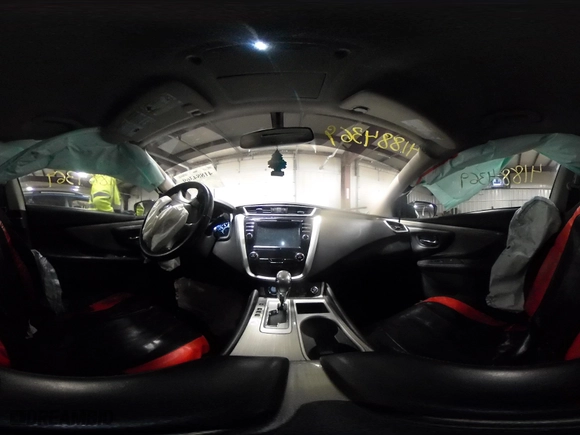 2018 Nissan Murano Platinum with VIN 5N1AZ2MH5JN159098, listed as a IAAI auction lot 41884369 with 106,828 mi miles. Bid and sale history available at carsss.com. Image 18.