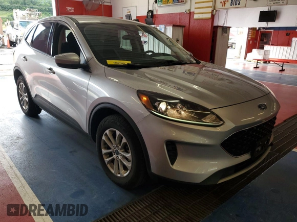 2020 Ford Escape SE with VIN 1FMCU9G69LUA97708, listed as a IAAI auction lot 42624966 with 74,975 mi miles and . Bid and sale history available at DreamBid. Image 29.