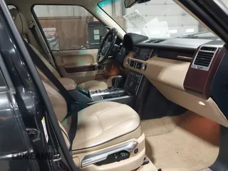 2011 Land Rover Range Rover HSE with VIN SALME1D45BA349165, listed as a IAAI auction lot 41845132 with 145,445 mi miles. Bid and sale history available at carsss.com. Image 5.