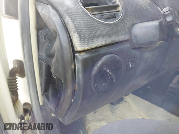 2009 Volkswagen Beetle S with VIN 3VWRF31YX9M402739, listed as a IAAI auction lot 42353898 with Not provided miles and . Bid and sale history available at DreamBid. Image 6.