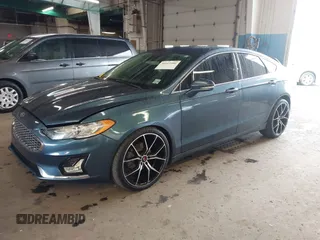 2019 Ford Fusion SEL with VIN 3FA6P0CD6KR145380, listed as a IAAI auction lot 40911980 with 58,825 mi miles. Bid and sale history available at carsss.com. Image 17.