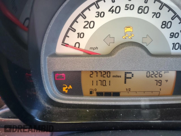 2013 Smart fortwo Pure z VIN WMEEJ3BA5DK694853, wystawiony jako Copart lot #74003734 z przebiegiem 27 720 mil mil oraz Szkoda całkowita • Salvage title. Historia ofert i sprzedaży dostępna na DreamBid. Obrazek 9.
