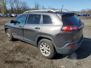 2018 Jeep Cherokee Latitude Plus with VIN 1C4PJMLB7JD562858, listed as a Copart auction lot 49663405 with 107,543 mi miles and Clean Title. Bid and sale history available at DreamBid. Image 2.