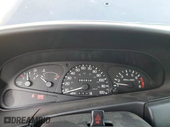 2000 Ford Escort ZX2 z VIN 3FAKP1131YR163051, wystawiony jako Copart lot #81164894 z przebiegiem 201 916 mil mil oraz Szkoda całkowita • Salvage title. Historia ofert i sprzedaży dostępna na DreamBid. Obrazek 9.