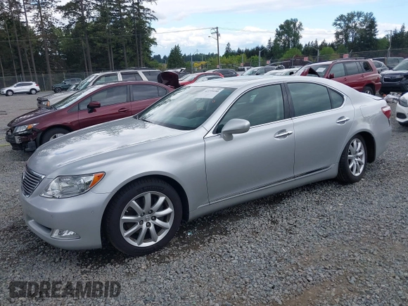 2008 Lexus LS 460 с VIN JTHBL46F285054416, выставлен на аукционе IAAI как лот 42239100 с пробегом 71 943 миль миль и . История ставок и продаж доступна на DreamBid. Изображение 18.