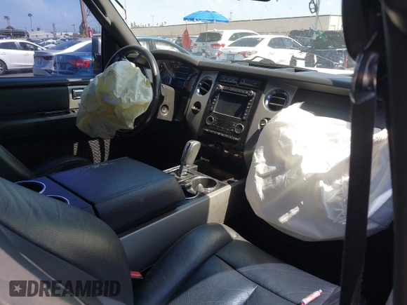 2011 Ford Expedition Limited with VIN 1FMJU1K51BEF27893, listed as a IAAI auction lot 42164488 with 207,061 mi miles and . Bid and sale history available at DreamBid. Image 5.