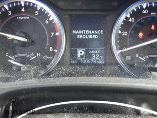 2015 Toyota Highlander LE with VIN 5TDBKRFHXFS172501, listed as a IAAI auction lot 41591131 with 108,000 mi miles. Bid and sale history available at carsss.com. Image 15.