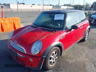 2005 MINI Hardtop with VIN WMWRC33455TJ66323, listed as a IAAI auction lot 41868311 with 122,398 mi miles and . Bid and sale history available at DreamBid. Image 2.