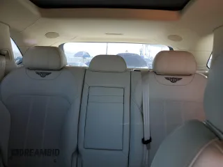 2019 Bentley Bentayga V8 z VIN SJAAM2ZV9KC026988, wystawiony jako Copart lot #73576964 z przebiegiem 31 162 mil mil oraz Szkoda całkowita • Salvage title. Historia ofert i sprzedaży dostępna na DreamBid. Obrazek 10.