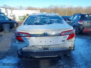 2014 Toyota Camry Hybrid LE with VIN 4T1BD1FK7EU114181, listed as a IAAI auction lot 41294936 with 115,986 mi miles. Bid and sale history available at carsss.com. Image 16.