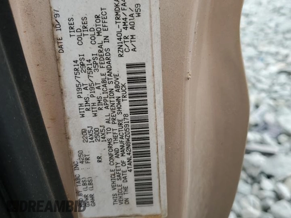 1998 Toyota Tacoma z VIN 4TANL42N8WZ059178, wystawiony jako Copart lot #60350055 z przebiegiem 247 654 mil mil oraz Czysty tytuł • Clean title. Historia ofert i sprzedaży dostępna na DreamBid. Obrazek 12.