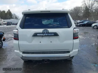 2019 Toyota 4Runner SR5 with VIN JTEBU5JR2K5647749, listed as a IAAI auction lot 41669287 with 120,772 mi miles. Bid and sale history available at carsss.com. Image 16.