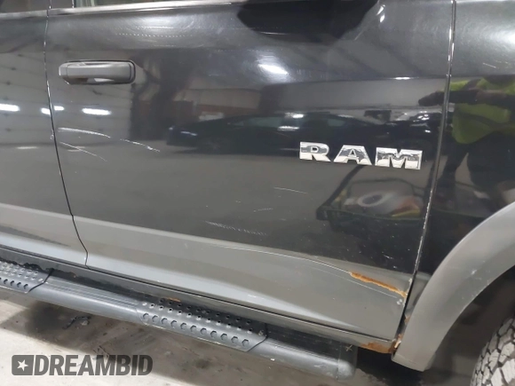 2010 Dodge 1500 SLT with VIN 1D7RV1GP9AS133739, listed as a IAAI auction lot 41935213 with 293,043 mi miles and . Bid and sale history available at DreamBid. Image 17.
