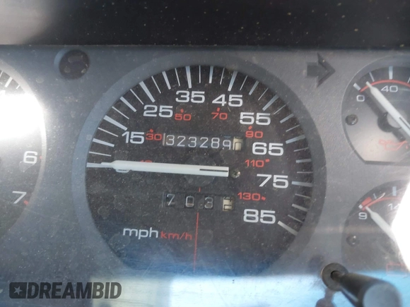 1996 Jeep Cherokee Sport with VIN 1J4FJ68S6TL171428, listed as a IAAI auction lot 40881632 with 323,289 mi miles. Bid and sale history available at carsss.com. Image 15.