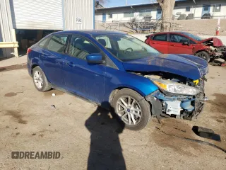 2018 Ford Focus SE z VIN 1FADP3F2XJL327387, wystawiony jako Copart lot #46927835 z przebiegiem 61 707 mil mil oraz Szkoda całkowita • Salvage title. Historia ofert i sprzedaży dostępna na DreamBid. Obrazek 4.