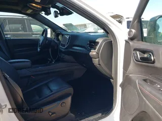 2023 Dodge Durango R/T Plus z VIN 1C4SDHCT8PC555479, wystawiony jako IAAI lot #41310474 z przebiegiem 48 460 mil mil oraz . Historia ofert i sprzedaży dostępna na DreamBid. Obrazek 5.