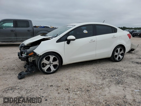2015 Kia Rio EX with VIN KNADN4A32F6424365, listed as a Copart auction lot 70862234 with 87,586 mi miles and Salvage Title. Bid and sale history available at carsss.com. Image 1.