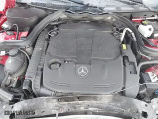 2014 Mercedes-Benz C-Class C 300 Sport with VIN WDDGF8AB7ER305175, listed as a IAAI auction lot 40905359 with 97,772 mi miles. Bid and sale history available at carsss.com. Image 10.