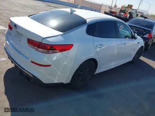 2020 Kia Optima LX with VIN 5XXGT4L38LG382915, listed as a IAAI auction lot 42015096 with 157,483 mi miles. Bid and sale history available at carsss.com. Image 4.