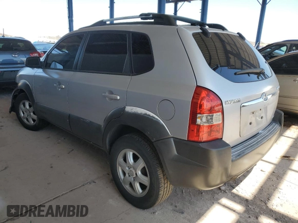 2005 Hyundai Tucson GLS with VIN KM8JN72D75U084148, listed as a Copart auction lot 52252555 with 171,233 mi miles and Salvage Title. Bid and sale history available at carsss.com. Image 2.