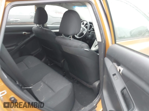 2010 Toyota Matrix z VIN 2T1KU4EE4AC299461, wystawiony jako IAAI lot #42354358 z przebiegiem 137 856 mil mil oraz . Historia ofert i sprzedaży dostępna na DreamBid. Obrazek 8.