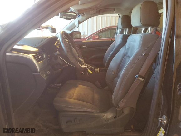 2016 Chevrolet Tahoe Commercial with VIN 1GNLCDEC1GR162697, listed as a Copart auction lot 88663045 with 91,078 mi miles and Salvage Title. Bid and sale history available at carsss.com. Image 7.