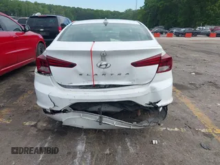 2020 Hyundai Elantra Value Edition z VIN 5NPD84LF7LH543676, wystawiony jako IAAI lot #42198725 z przebiegiem 112 802 mil mil oraz . Historia ofert i sprzedaży dostępna na DreamBid. Obrazek 6.